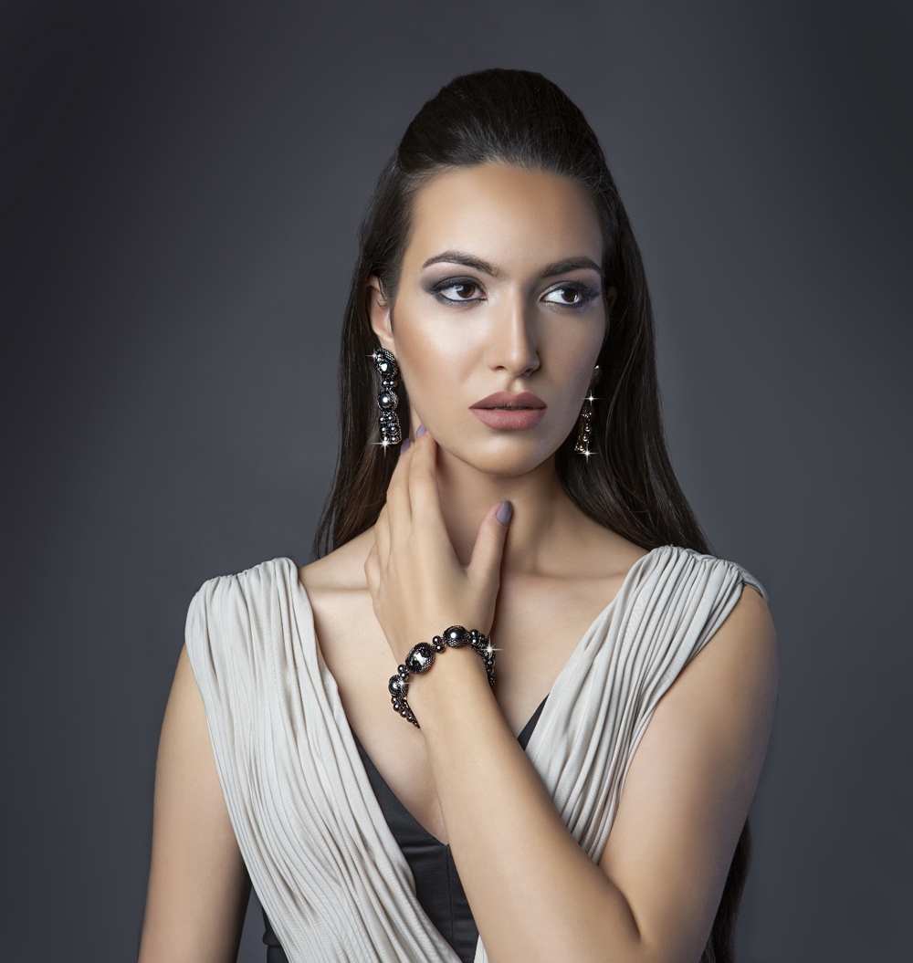 Elizé® Timeless Pearls Collection - Swarovski® Pearl and Crystal Jewelry Set - Black Diamond