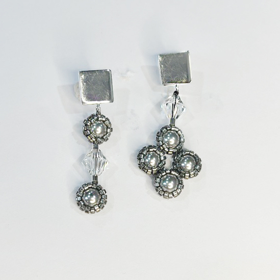 Elizé® Timeless Pearls Collection - Swarovski® Pearl and Crystal Mismatched Earrings - Silver Shade