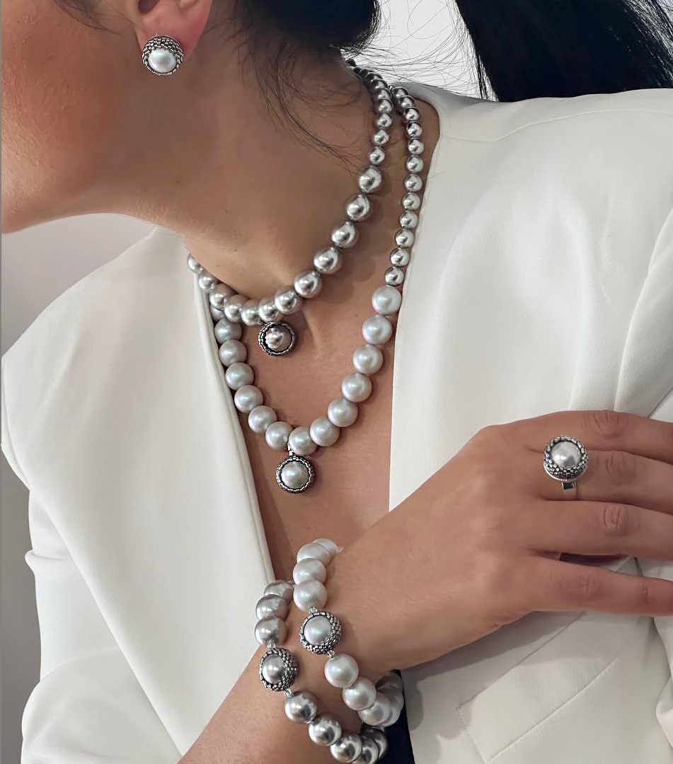 Elizé® Timeless Pearls Collection - Swarovski® Pearl Classy Jewelry Set - Light Grey DeLite